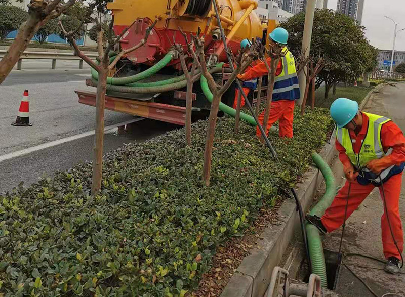 张家港市政管道清淤